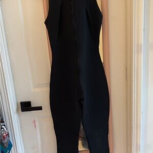 Black Sleeveless Wetsuit